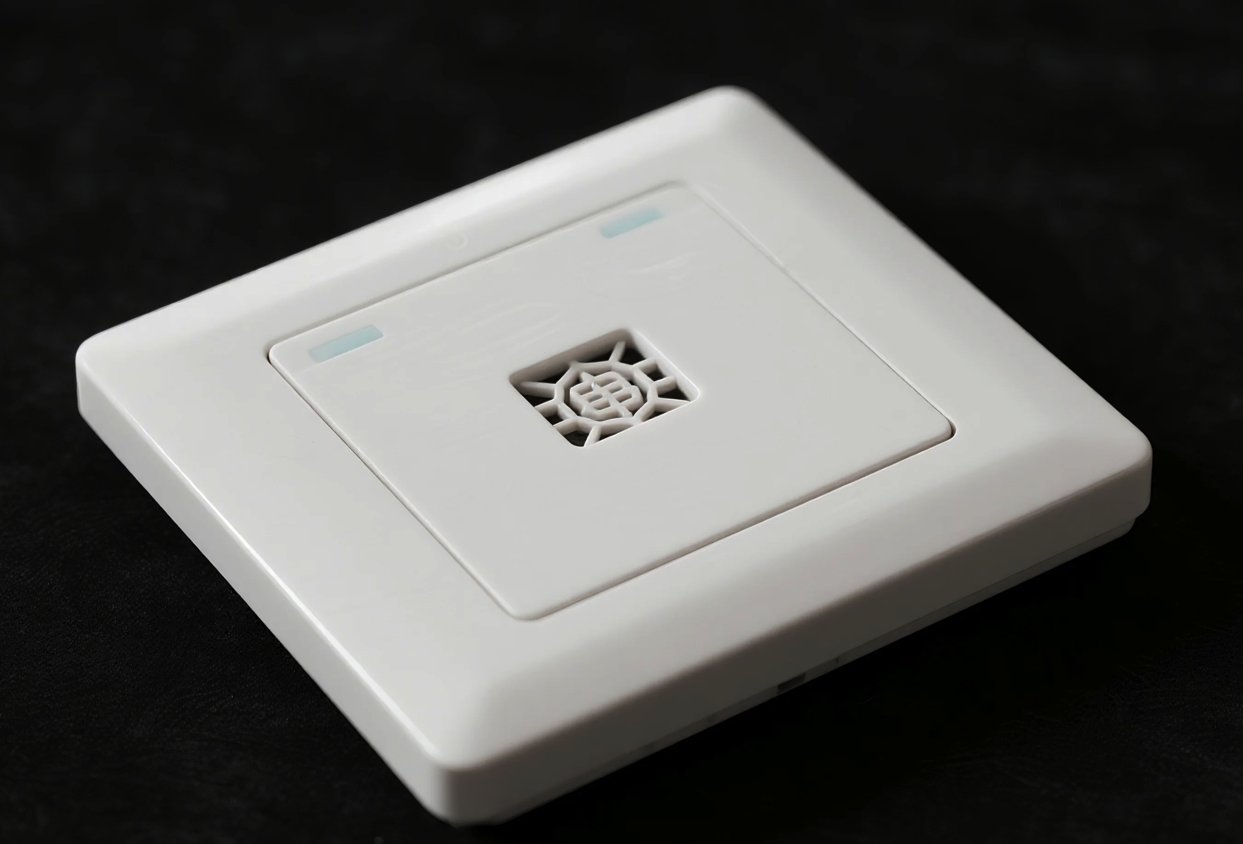 Smart Lighting Fixture